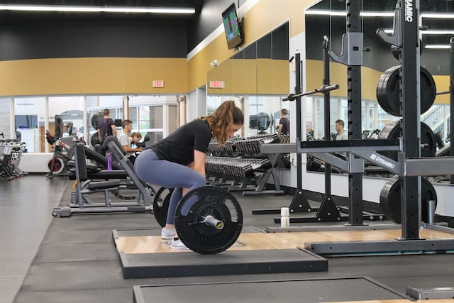 how to build muscle for woman