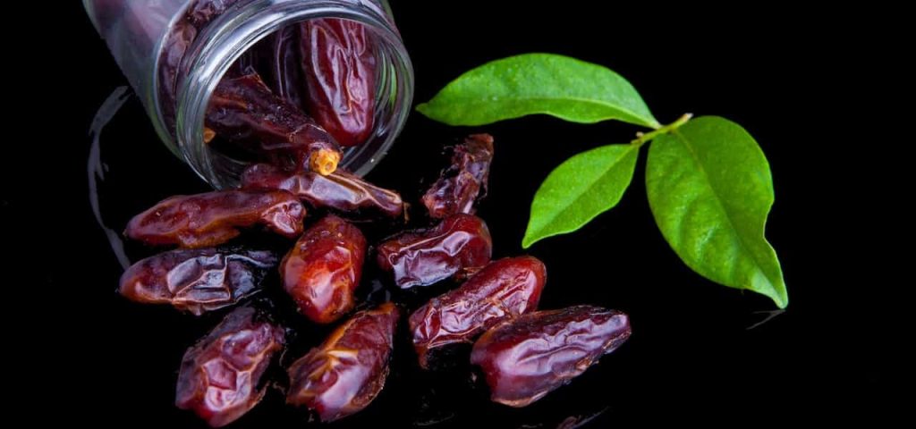 dates eating benefits