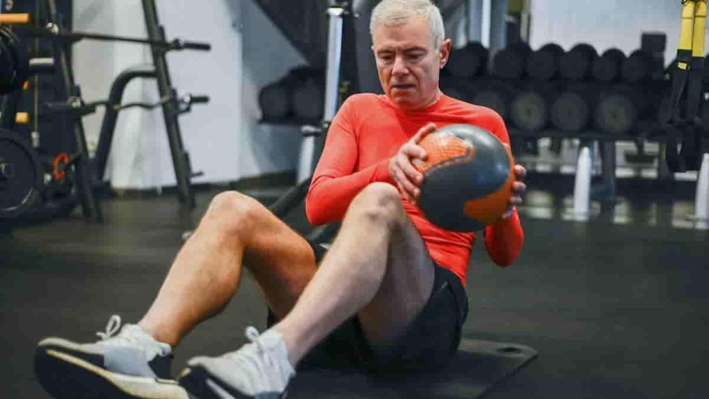 14 pound medicine ball