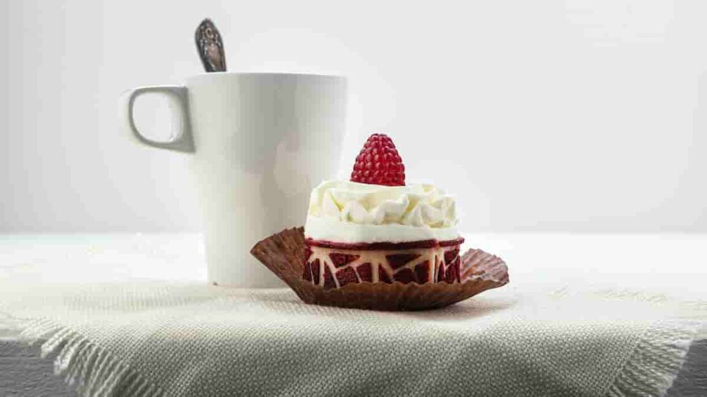 strawberry shortcake mug cake