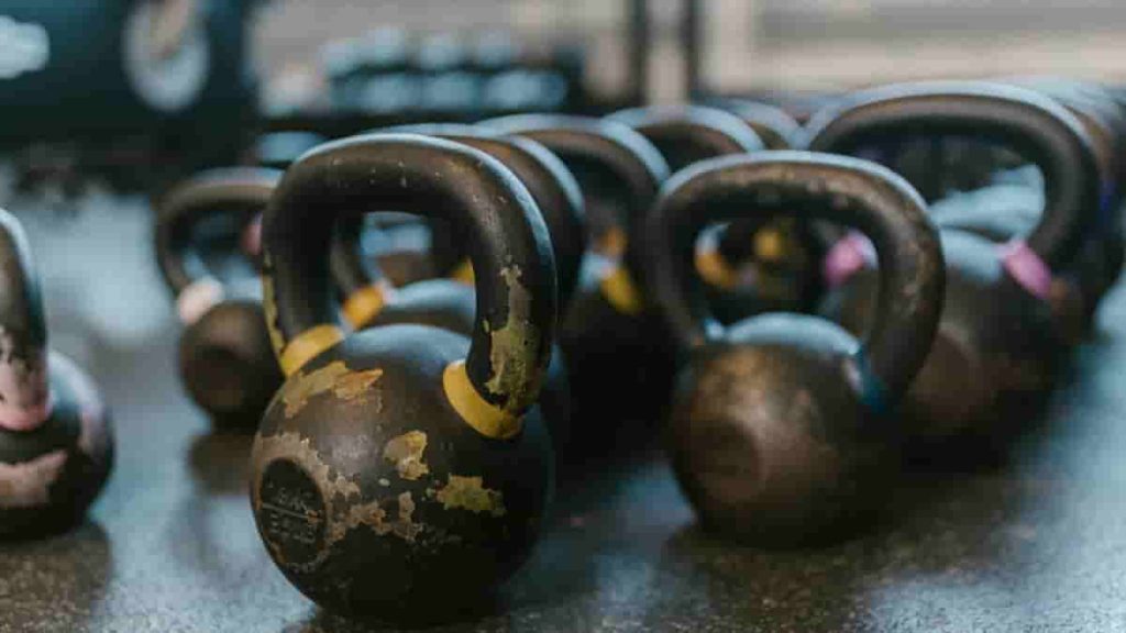 kettlebells vs barbells