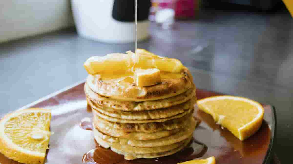 keto lemon ricotta pancakes
