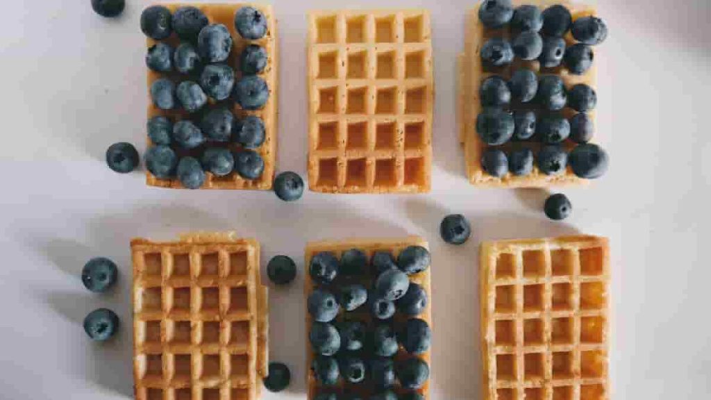 keto waffle breakfast sandwich