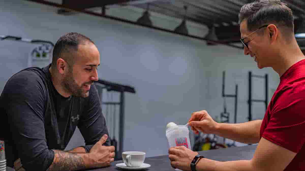 amino acids vs protein for muscle growth