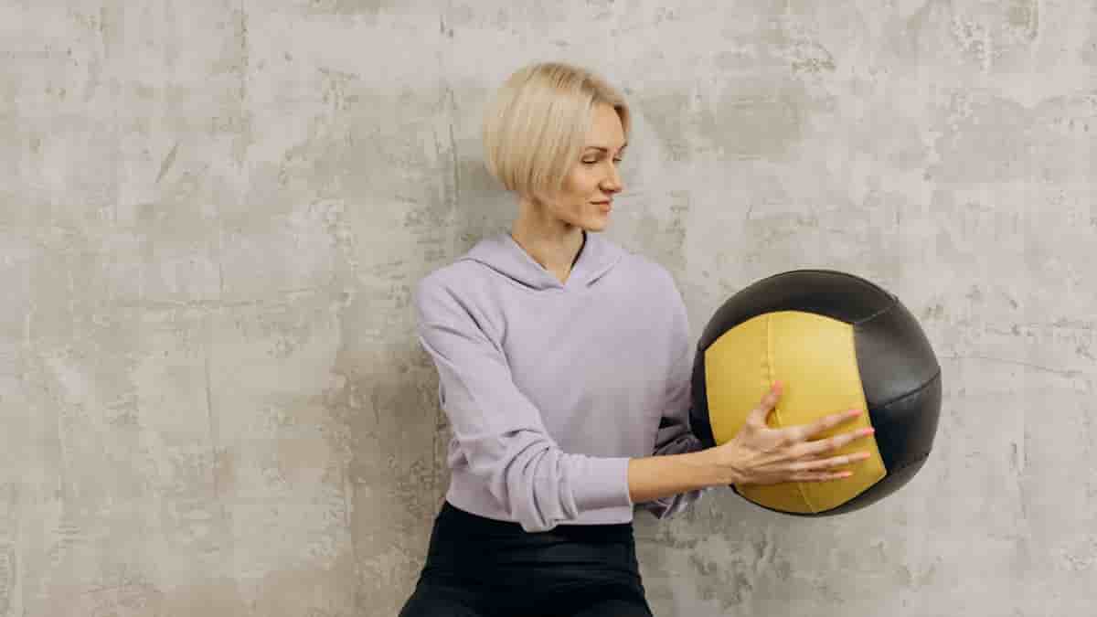 ball on wall shoulder exercise