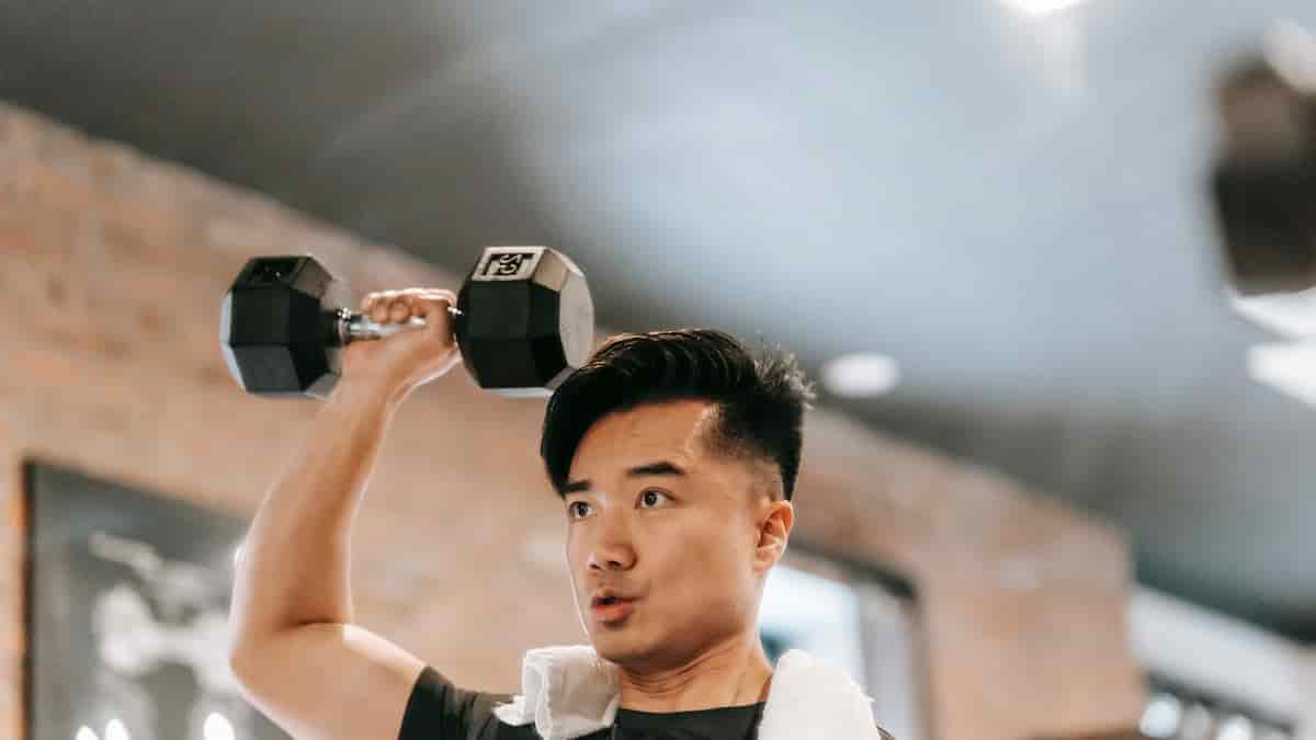 shoulder press superset