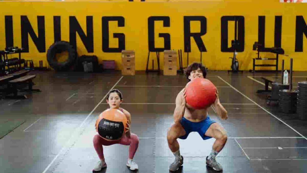crossfit workout with wall balls