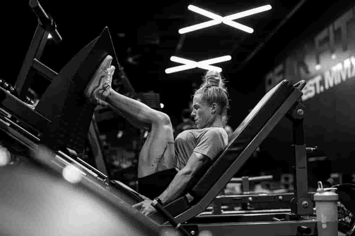 glute machine gym