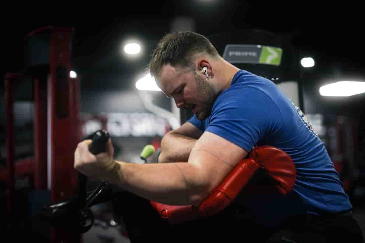bicep workout machine